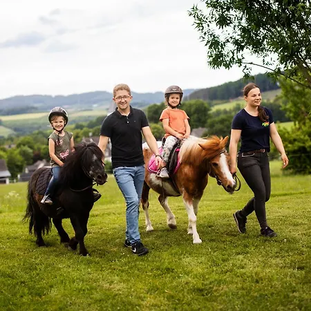 Hof Koehne - Altes - Hase * シュマレンベルク